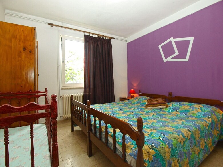 Apartment 1954