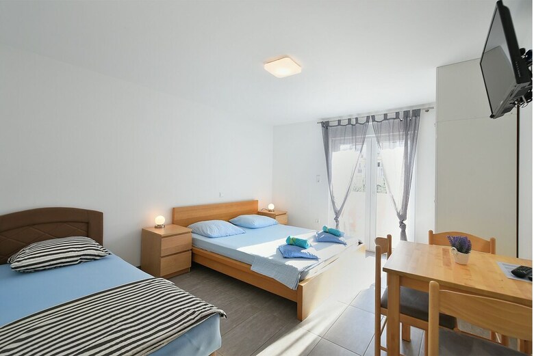 Apartment 1964
