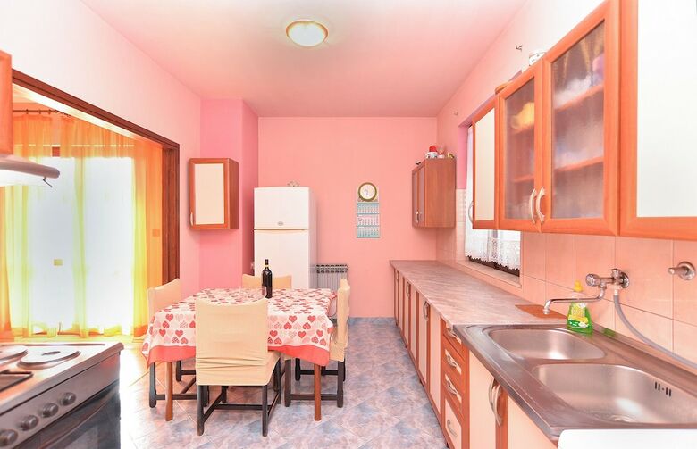 Apartment 1956