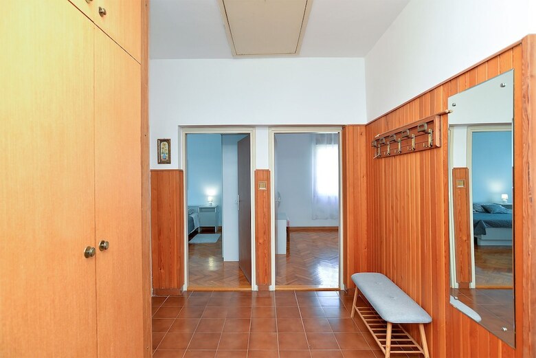 Apartment 1947