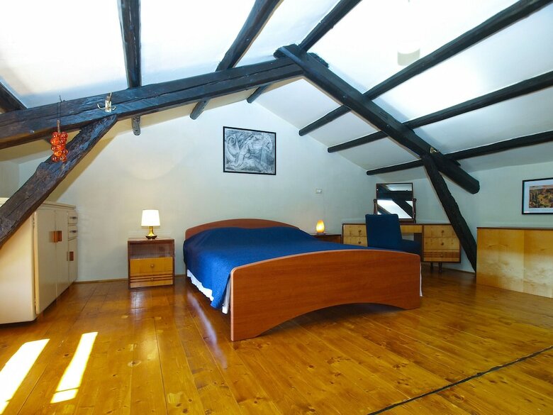 House 1974