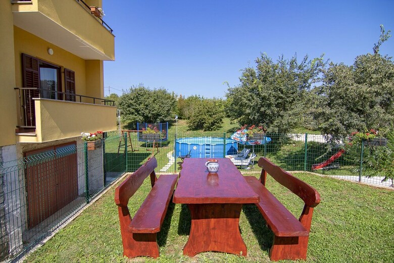Villa Apartment 1984