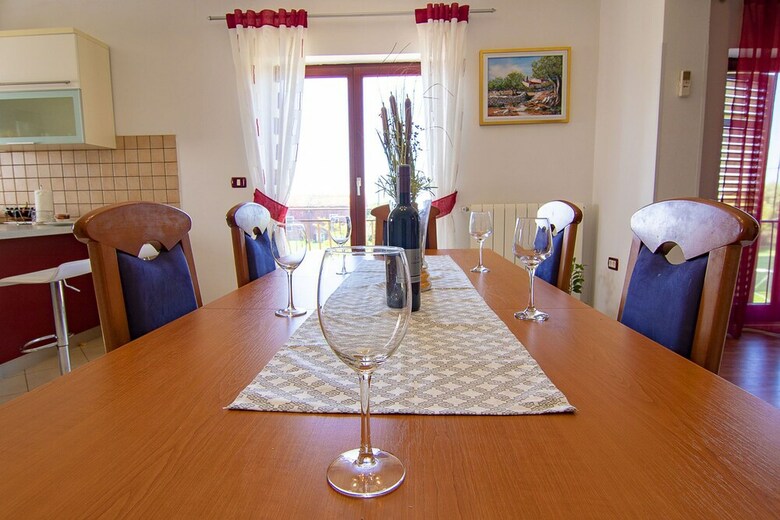 Villa Apartment 1984