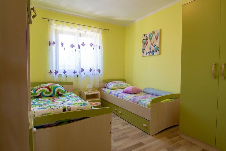 Villa Apartment 1984