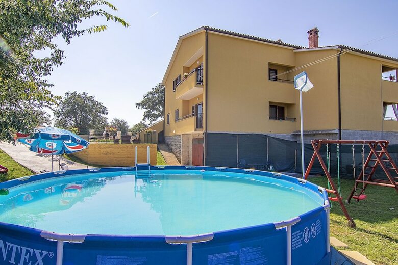 Villa Apartment 1984