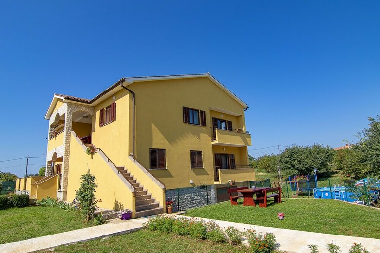 Villa Apartment 1984