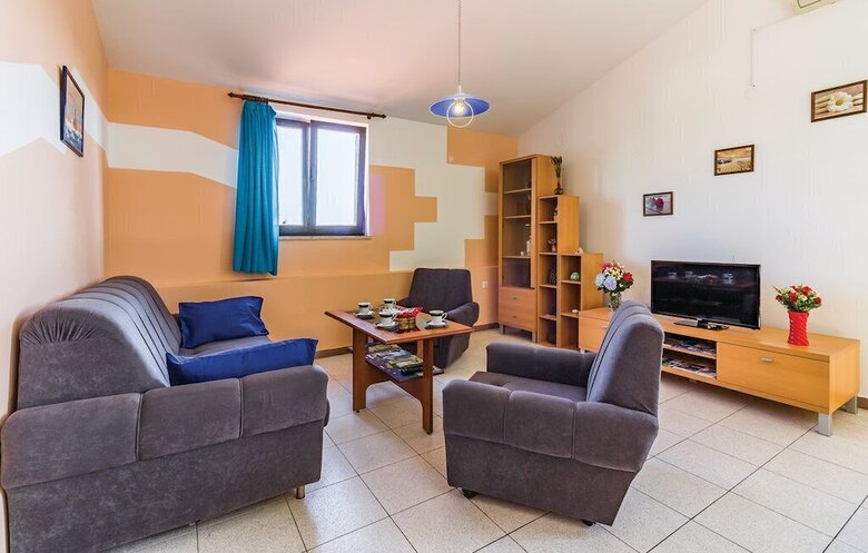 Apartment 1927