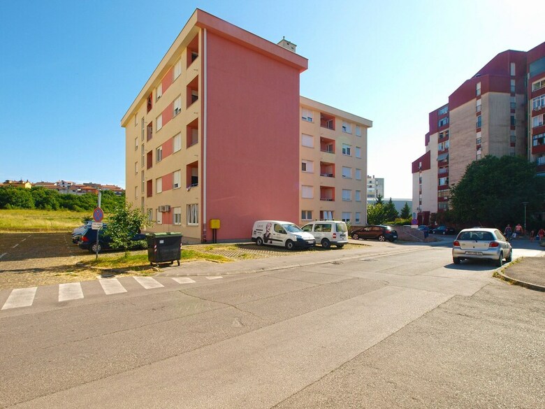 Apartment 1920