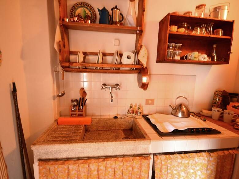 Beautiful Cottage In Pescia With Jacuzzi