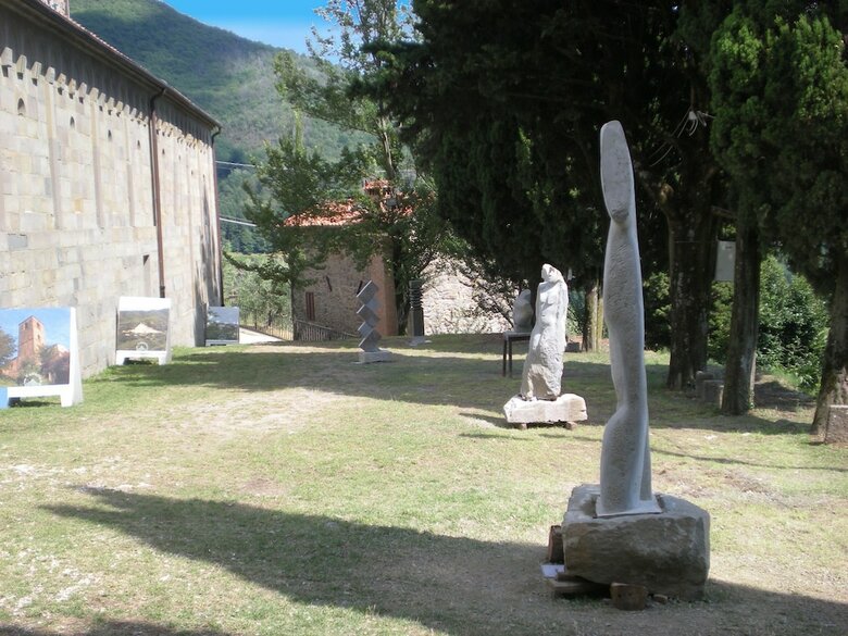 Beautiful Cottage In Pescia With Jacuzzi