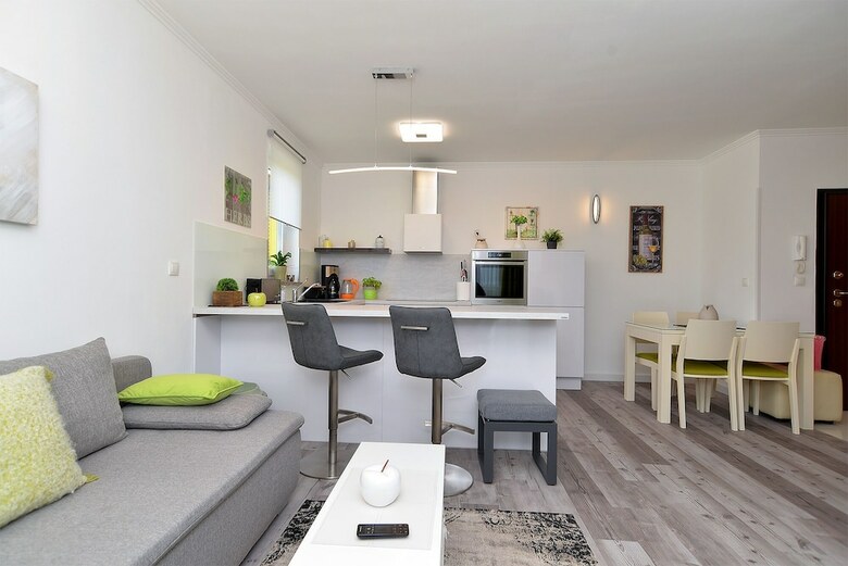Apartment 1941