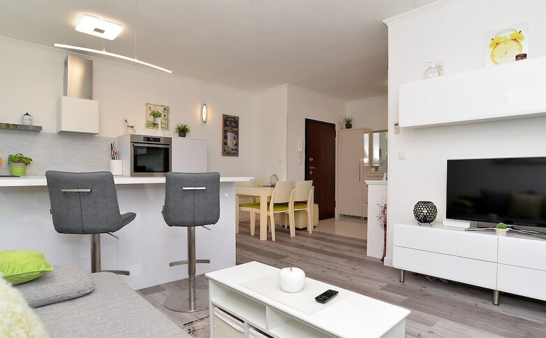 Apartment 1941