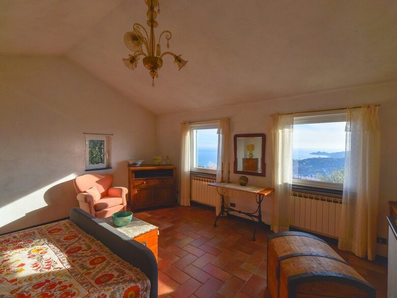 Villa In Rapallo With Terrace, Garden, Veranda, Barbecue