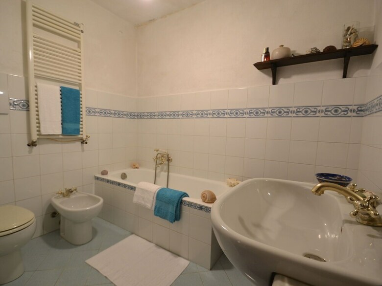 Villa In Rapallo With Terrace, Garden, Veranda, Barbecue