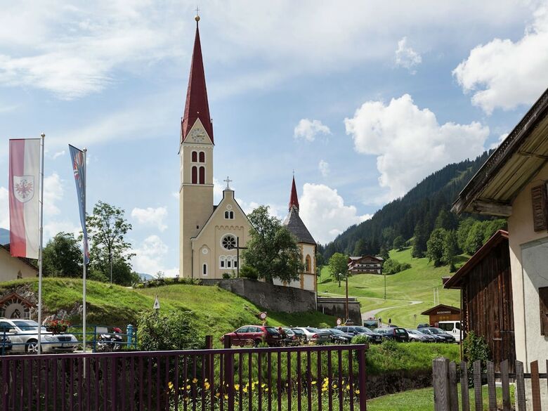 Spacious Apartment In L�ngenfeld Near �tz Valley Alps