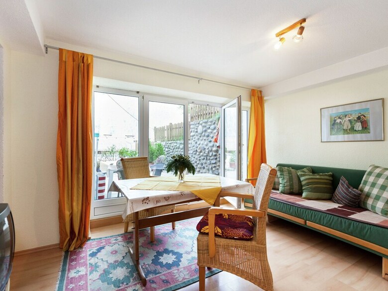 Spacious Apartment In L�ngenfeld Near �tz Valley Alps