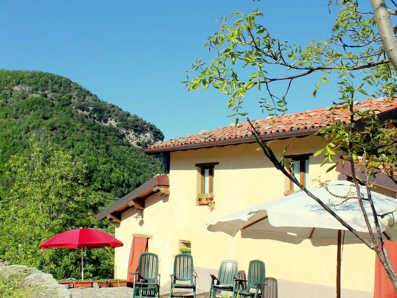Splendid Cottage In Vergemoli With Barbecue And Garden