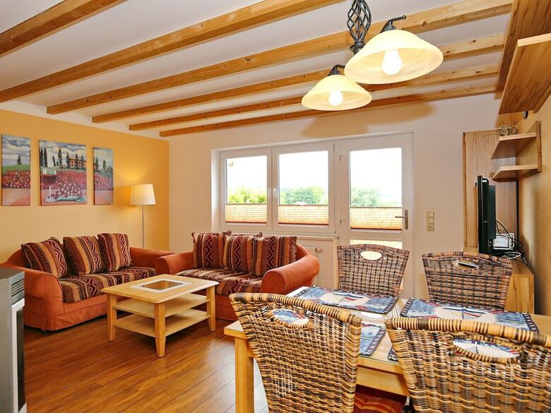 Beautiful Holiday Home In K�hlungsborn With Garden