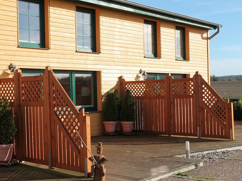 Beautiful Holiday Home In K�hlungsborn With Garden