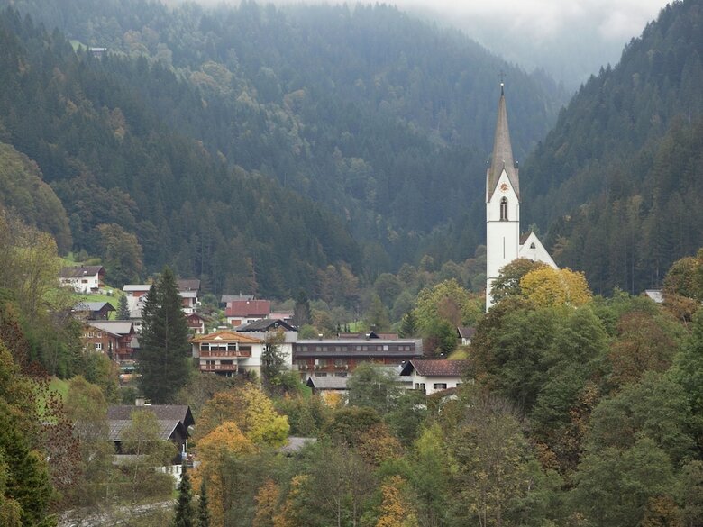 Lush Apartment In Silbertal With Garden