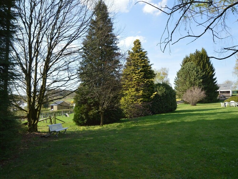 Luring Holiday Home In Lierneux With Garden