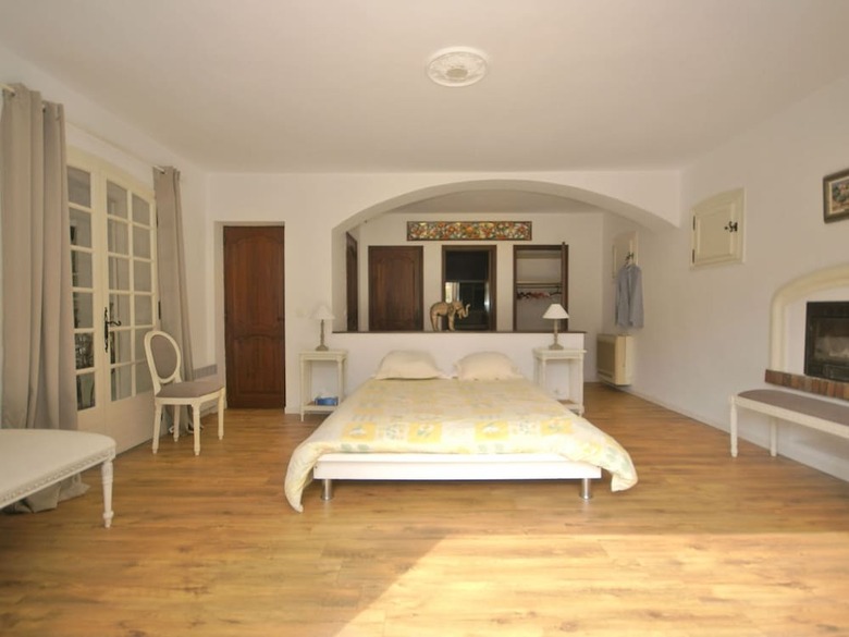 Top! Villa With Heated Jacuzzi, Private Pool, Large Lawn And Outdoor Kitchen