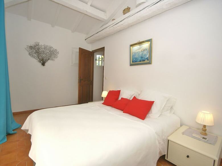 Top! Villa With Heated Jacuzzi, Private Pool, Large Lawn And Outdoor Kitchen
