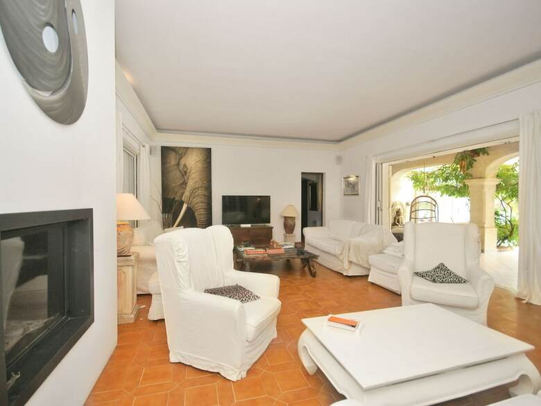 Top! Villa With Heated Jacuzzi, Private Pool, Large Lawn And Outdoor Kitchen