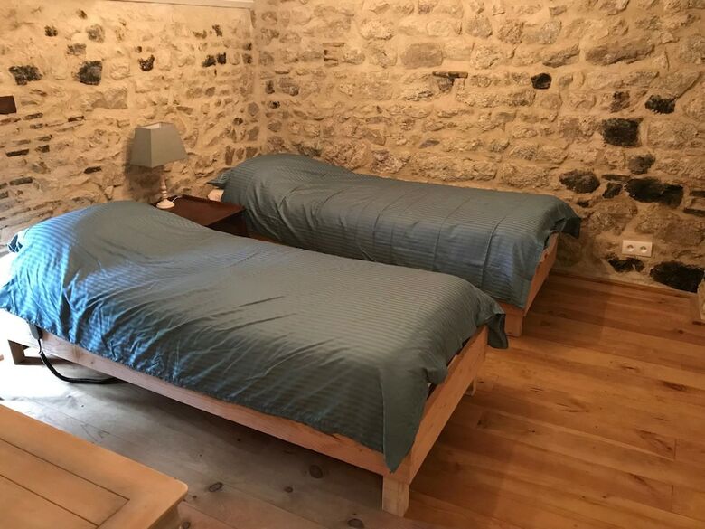 Luxurious Holiday Home In Lapeyrouse Near Forest