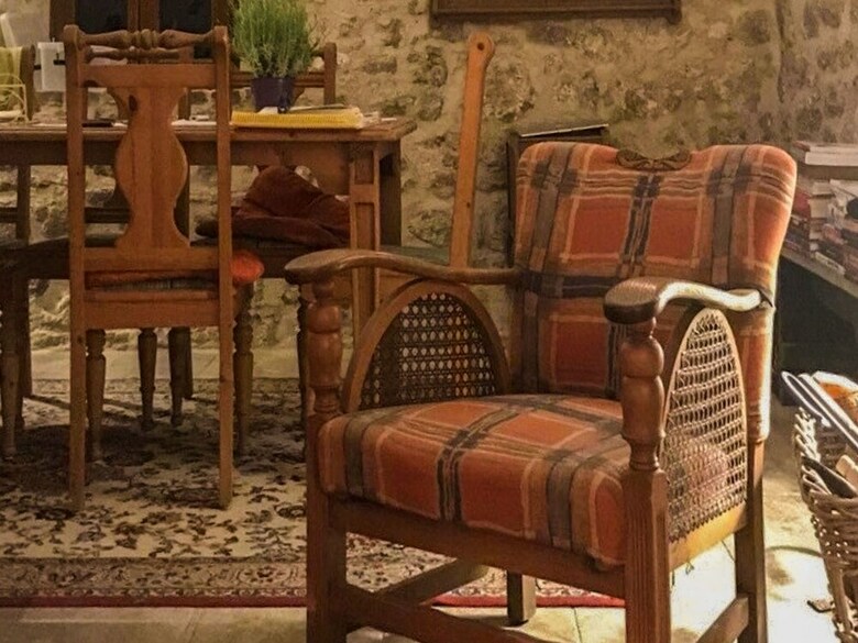 Luxurious Holiday Home In Lapeyrouse Near Forest