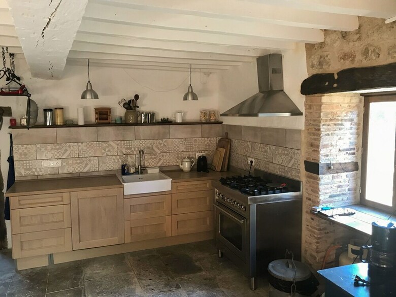 Luxurious Holiday Home In Lapeyrouse Near Forest