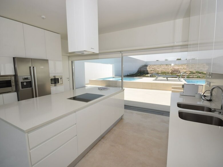Modern Villa In �bidos Lisbon With Garden And Pool