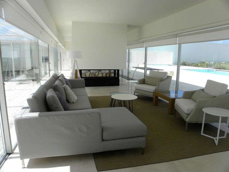 Modern Villa In �bidos Lisbon With Garden And Pool