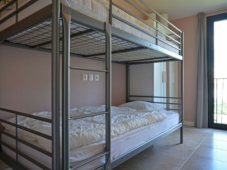 Luxury Villa With Heated Private Swimming Pool In Grounds Walking Distance From Malauc�ne