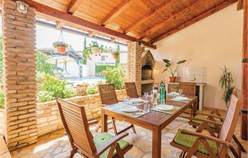 Holiday Home Medvidici VI