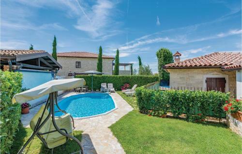 Holiday Home Medvidici VI