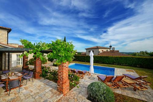 Villas Heraki By Istarski Dvori