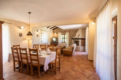 Villas Heraki By Istarski Dvori