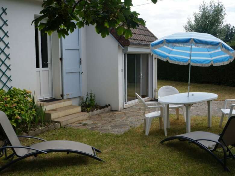 Cozy Holiday Home In Saint-germain-sur-ay With Garden
