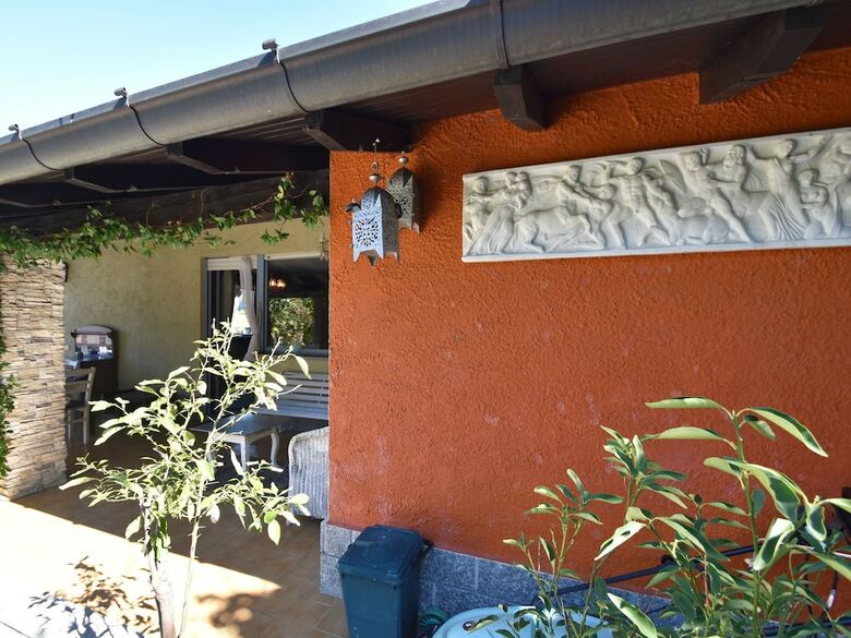 Boutique Villa In Lombardy With Garden