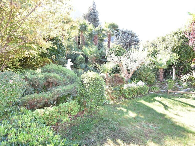 Boutique Villa In Lombardy With Garden