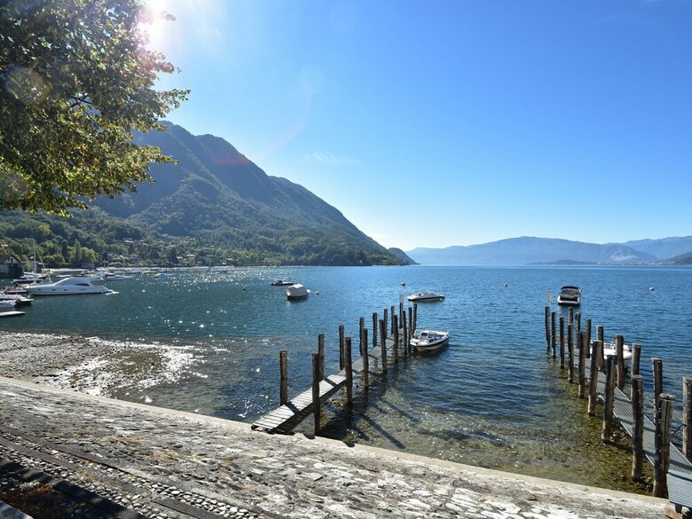 Boutique Villa In Lombardy With Garden