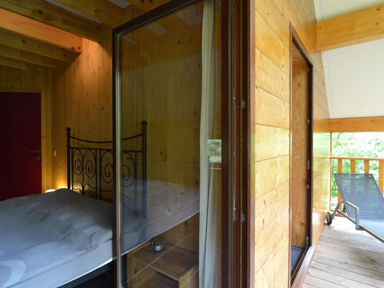 Comfortable Modern Chalet With Wood Finish