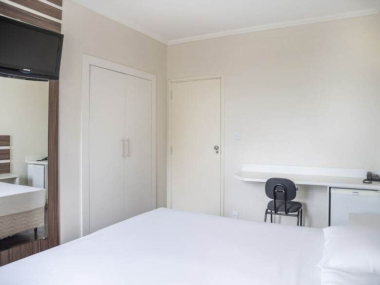 Oyo Libero Hotel