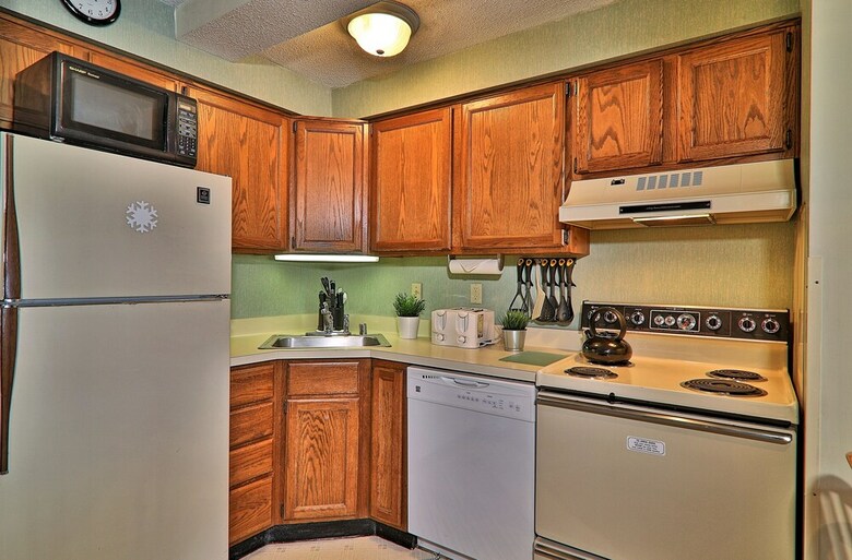 "roomy" Mountain Green 3br Condo W/ Amenities 3b14
