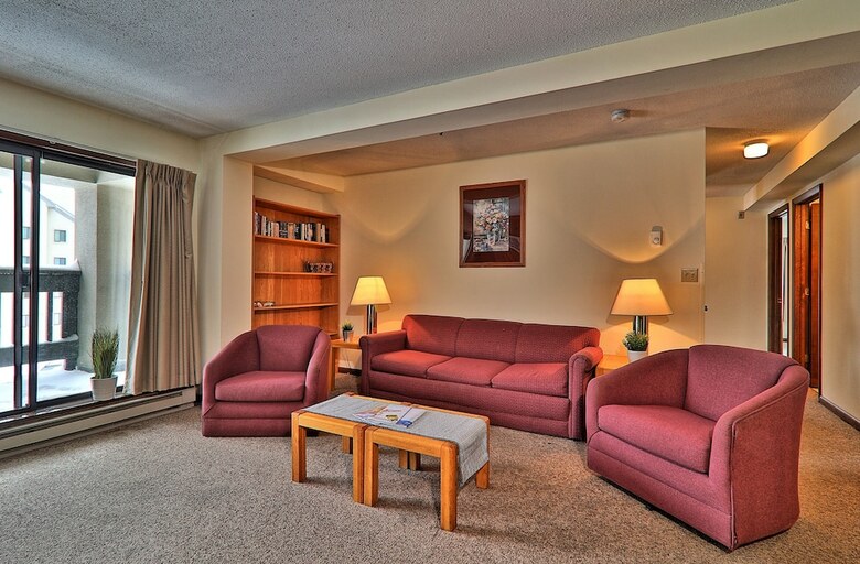 "roomy" Mountain Green 3br Condo W/ Amenities 3b14