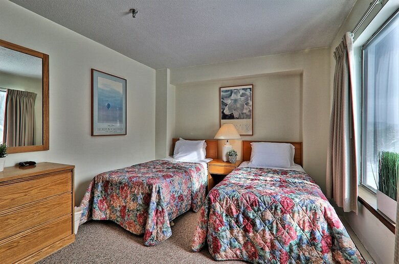 "roomy" Mountain Green 3br Condo W/ Amenities 3b14