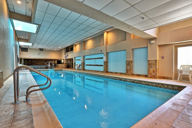 "roomy" Mountain Green 3br Condo W/ Amenities 3b14