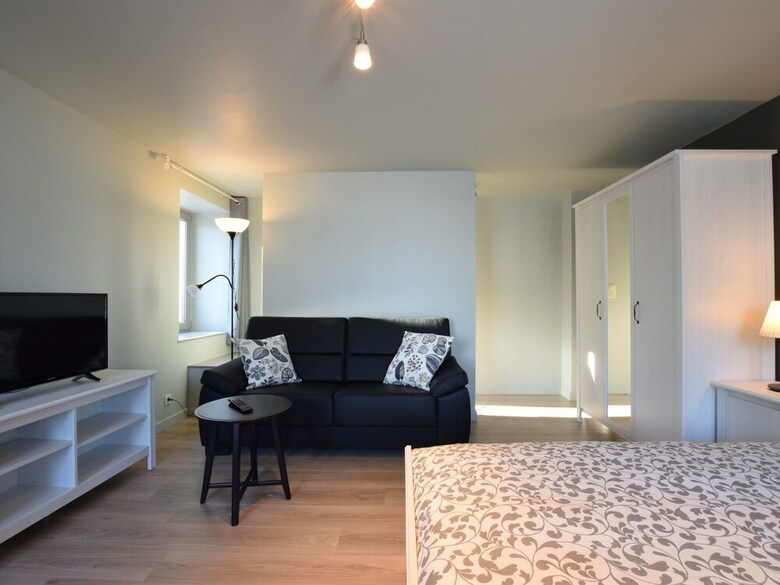 Modern Holiday Home In Florenville With Garden