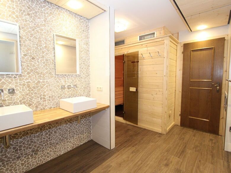Modern Chalet With Sauna Near Ski Area In Gro�arl